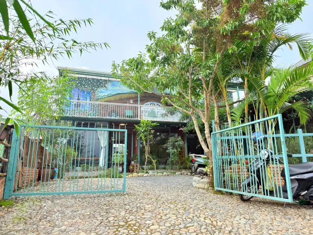 Bán gấp nhà sân vườn đang kinh doanh tại khu nghỉ dưỡng Măng Linh Đà Lạt