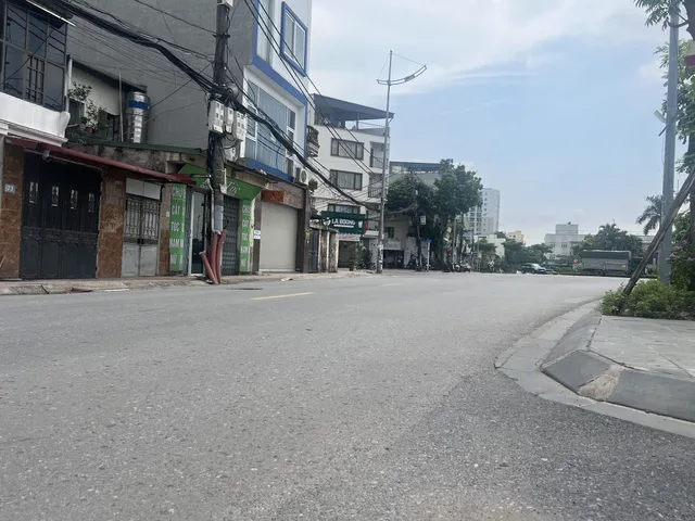 🏡 BÁN ĐẤT TẶNG NHÀ 3 TẦNG – 40M² – KHU PHÂN LÔ 918 PHÚC ĐỒNG – VỈA HÈ – Ô TÔ TRÁNH