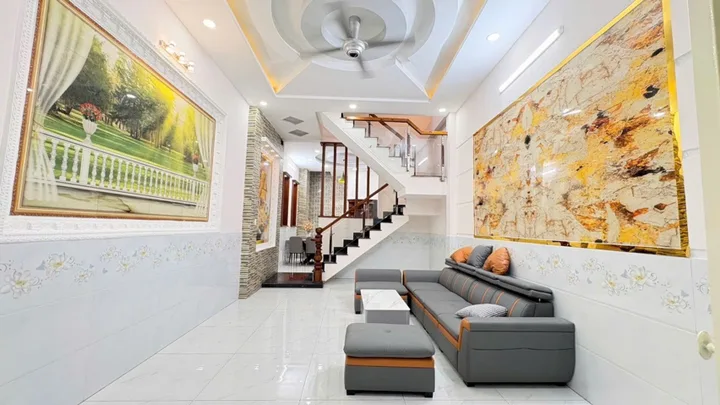 BÁN NHÀ NGUYỄN ẢNH THỦ KẾ CHỢ HIỆP THÀNH QUẬN 12 60M² 4 TẦNG 5.49 TỶ 4PN HẺM XE HƠI