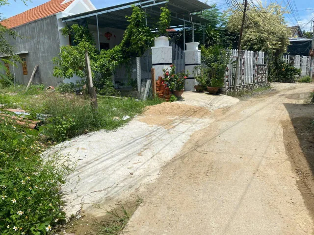 Bán Đất 283m2 có sẵn 50 m2 thổ cư giá 1.5 tỷ tại - Chọn - Phường Ninh Hiệp Thị xã Ninh Hòa Khánh Hòa