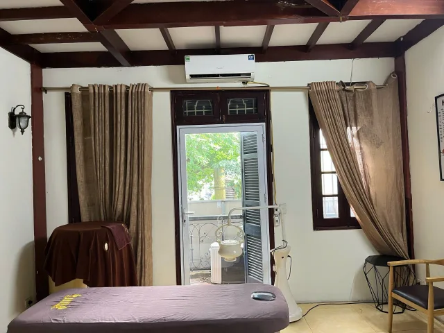 Cho thuê nhà Mặt phố PHẠM TUẤN TÀI, Cầu Giấy. 33 triệu/ tháng. Phù hợp: Văn phòng, KD Onl, Spa, Trung tâm giáo dục, Thẩm mỹ viện, Trưng bày, KD Sạch.