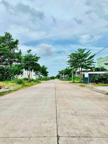 Bán Đất 100m2 có sẵn 100 m2 thổ cư tại - mặt tiền đường nguyễn văn cừ - Phường 1 Thành phố Bạc Liêu Bạc Liêu
