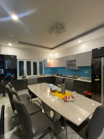 BÁN NHÀ QUẬN 6 HẺM XE HƠI AN DƯƠNG VƯƠNG 101M² 4 TẦNG BTCT 17.5 TỶ NỘI THẤT GỖ CĂM XE CAO CẤP