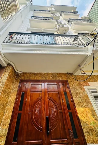 Bán Nhà riêng 54m2 có sẵn 54 m2 thổ cư giá 15.5 tỷ tại Đường Giảng Võ Phường Cát Linh Quận Đống Đa Hà Nội