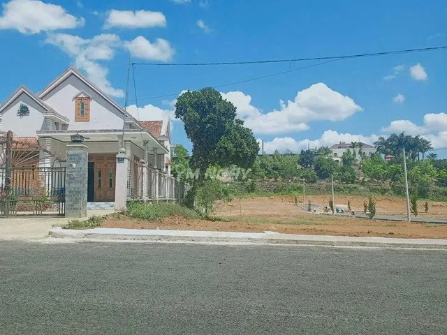 BÁN GẤP 2.000M2 GIÁ 190 TRIỆU, ĐẤT MT GẦN CHỢ, SỔ HỒNG RIÊNG ☎️ 0969.950.161 ( Gặp Chủ )