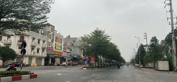 Zalo 0395 777 369 🔹Bán Nhà 3 Tầng, Khu 12Ha, Thị Trấn Lim, Tiên Du Mt 4.5m Dt 81m2 Giá 7.6 Tỷ