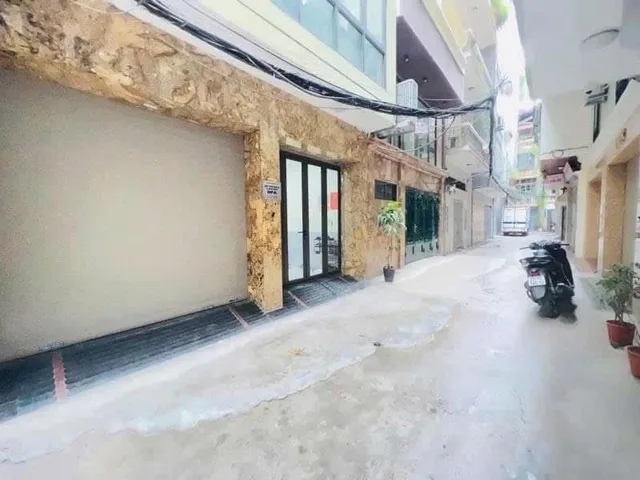 Bán Nhà Trần Quang Diệu. Đống Đa. Thang Máy. Ô Tô. Vỉa Hè. DT 61m2. MT 6m. Giá 32.2 Tỷ.