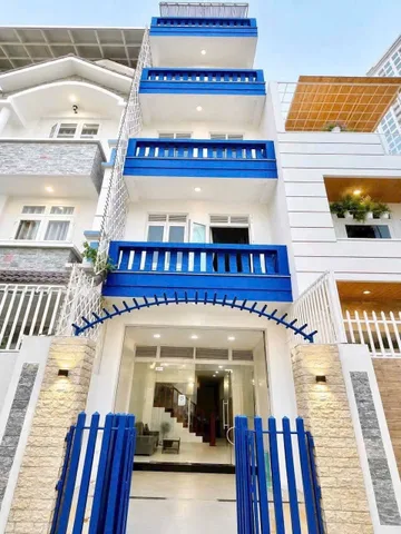 🏡 BÁN NHÀ 4 TẦNG VIEW BÃI TẮM HÒN CHỒNG, SÁT BÊN MƯỜNG THANH VIỄN TRIỀU NHA TRANG