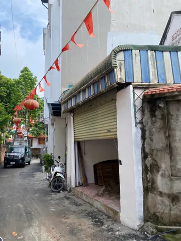 Bán đất tặng nhà cấp 4 trung tâm thị trấn Chúc Sơn Chương Mỹ chỉ 2.98 tỷ.