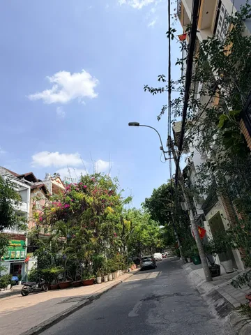 NHÀ HỒ BIỂU CHÁNH - NGUYỄN VĂN TRỖI - 4 TẦNG - 54M² - GIÁ 12.3 TỶ - GÓC 3 MẶT TIỀN HIẾM - NHÀ ĐẸP Ở NGAY - VỊ TRÍ TRUNG TÂM