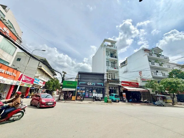BÁN NHÀ MẶT TIỀN ĐƯỜNG 20M HIỆP BÌNH CHÁNH KẾ PHẠM VĂN ĐỒNG 66M² 12 TỶ