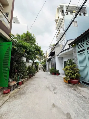 BÌNH TRỊ ĐÔNG HXH 2 TẦNG BTCT (50m²)