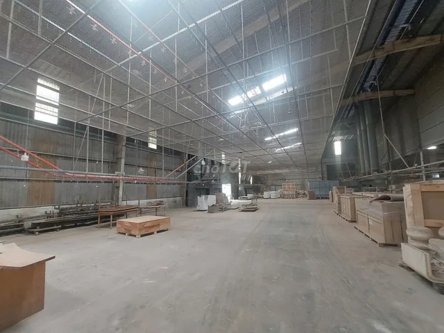 Cho thuê 2500m2 Xưởng khánh Bình Tân Uyên ,PCCC tự động , G.tờ đầy đủ