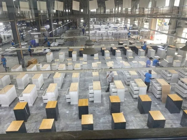 Cho thuê 2647m2 Xưởng trong KCN Bến Cát ,PCCC tự động,S.X đa nghành