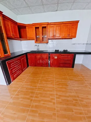giảm giá sâu còn 2 tỷ 290 triệu Nhà Sổ riêng gần ủy ban p bình dương
   Bán Nhà riêng 103m2 giá- Phường Phú Hòa Thành phố Thủ Dầu Một Bình Dương