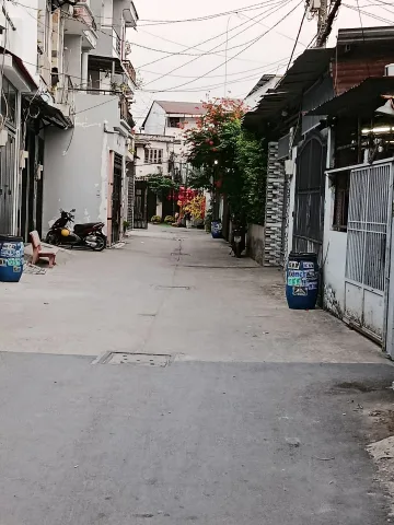 Bán Nhà riêng 80m2 có sẵn 80 m2 thổ cư giá 5.5 tỷ tại Đường Tân Chánh Hiệp 13 Phường Tân Chánh Hiệp Quận 12 TP. Hồ Chí Minh