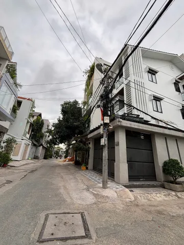 NHÀ ĐẸP - ĐƯỜNG 8M – KHU PHÂN LÔ ĐẸP – 172 ĐẶNG VĂN NGỮ, PHÚ NHUẬN – 50M² – KINH DOANH TỐT