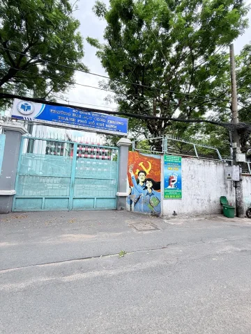 BÁN NHÀ GẦN ĐẠI HỌC CÔNG THƯƠNG TÂN PHÚ 100M² NGANG 6M 7.5 TỶ DÒNG TIỀN 30 TRIỆU/THÁNG