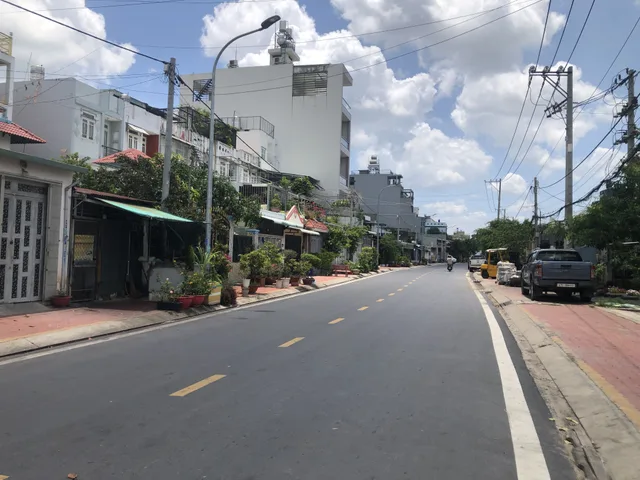Bán xưởng Bà Điểm đường Phan Văn Hớn vào 300m đường nhựa rộng 10m như hình