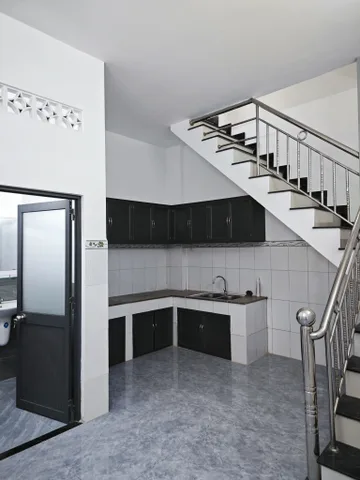 BÁ.N NHÀ NGAY TRỤC TỈN.H LỘ 10 - NGÃ TƯ BÀ HOM  - DTSD 140M2 - NHỈNH 3T