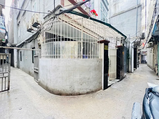 Bán Nhà riêng 48.3m2 có sẵn 48.3 m2 thổ cư giá 9.2 tỷ tại đường Nguyễn Trãi Phường Thanh Xuân Trung Quận Thanh Xuân Hà Nội