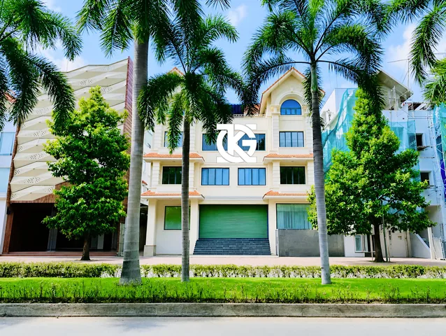 ❇️❇️ Cho Thuê Nhà Mặt Tiền: 84-86 Nguyễn Thị Thập - Quận 7 - 20x20m, hầm, 4 tầng