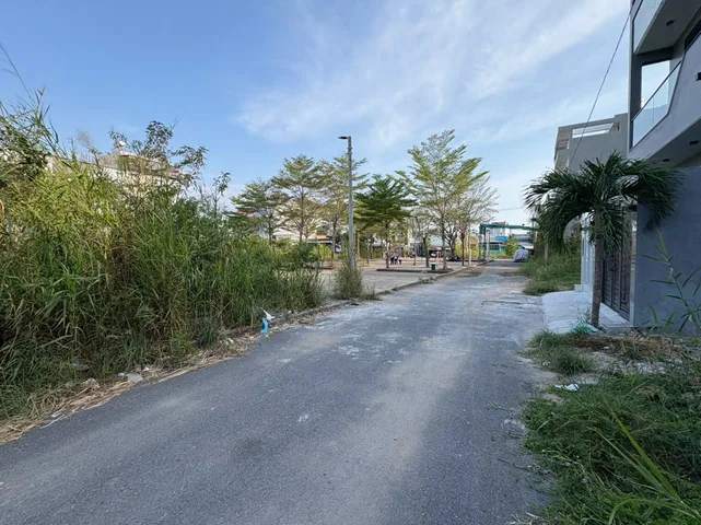 ĐẤT - GIÁ 5,9 TỶ - FULL THỔ CƯ - 6M*13,4M - CÔNG NHẬN TRÊN SỔ 80,1M2 - LH 0919089456