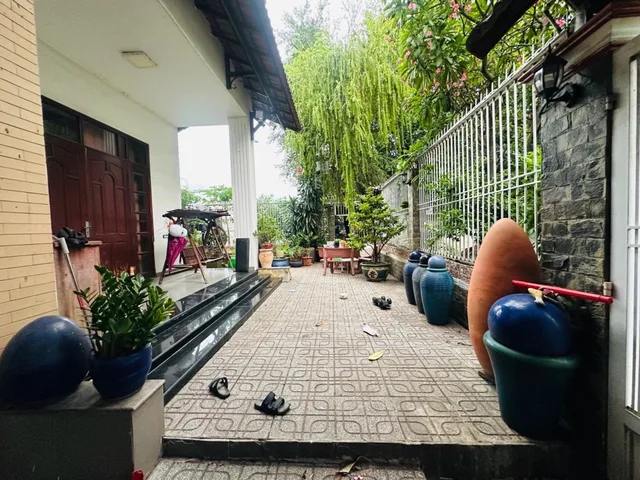 SIÊU PHẨM THỊ BIỆT THỰ VEN SÔNG 203M2 - 3 TẦNG - ĐƯỜNG XE HƠI  8M - CHỈ 23 TỶ. HIỆP BÌNH, THỦ ĐỨC.