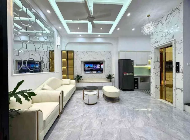 🏡 ĐÊ LA THÀNH  - 32M - 6 TẦNG THANG MÁY