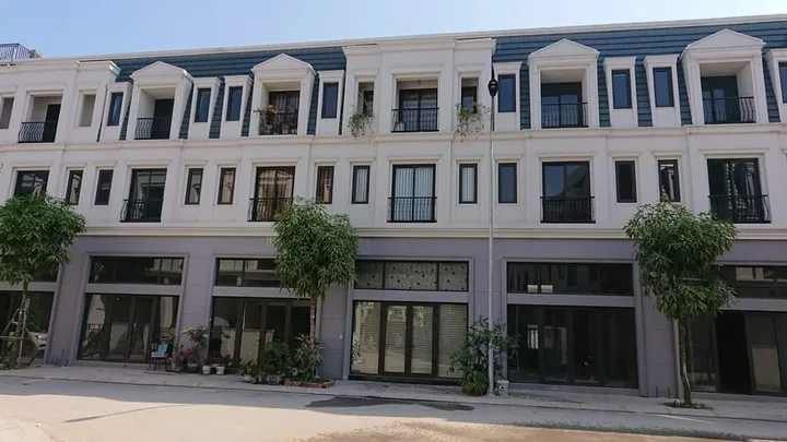 Bán Nhà 3 Tầng Đẹp Tại Hạ Long