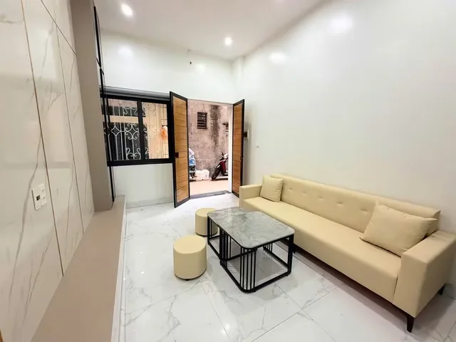 CHO THUÊ CẢ NHÀ 4 TẦNG - 7 TRIỆU- NGỌC THUỴ - LONG BIÊN