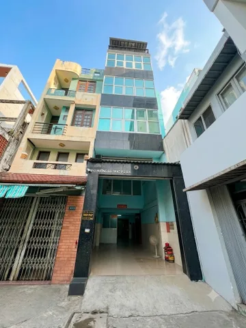 BÁN NHÀ CHDV 5 TẦNG, 130M2, HXH DƯƠNG BÁ TRẠC, CÓ THANG MÁY, DÒNG TIỀN 70TR/THÁNG, SHR