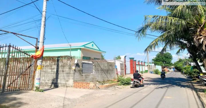 Bán Đất 840m2 có sẵn 536.6 m2 thổ cư giá 26.5 tỷ tại Nguyễn Đình Kiên Xã Tân Nhựt Huyện Bình Chánh TP. Hồ Chí Minh