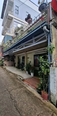 BÁN ĐẤT TẶNG NHÀ – VỊ TRÍ VÀNG TRUNG TÂM ĐÀ LẠT

📍 Phường Xuân Hương, Đà Lạt
🚗 Đường ô tô thông thoáng, thuận tiện di chuyển
📍 Chỉ cách Chợ Đêm Đà Lạt khoảng 1 km

Thông tin nổi bật:

- Diện tích sổ: 95 m²
- Diện tích thực tế: 100 m²
- Ngang rộn