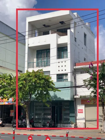 Bán Nhà riêng 246m2 có sẵn 63 m2 thổ cư giá 45 tỷ tại Đường Đồng Khởi Phường Phú Khương Thành phố Bến Tre Bến Tre
