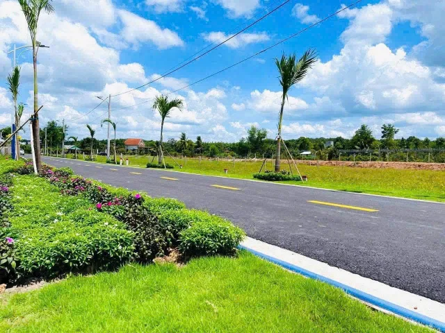 Đất 250m2 có sẵn 100m2 TC- sổ riêng- HỘ KHẨU TP HCM