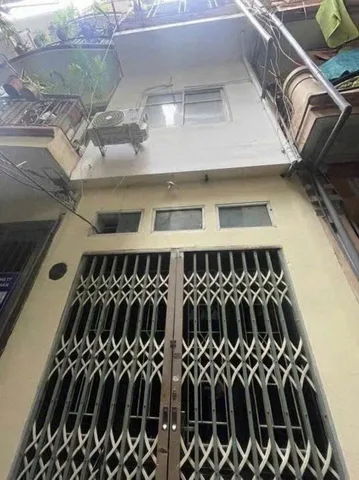 Cho thuê nhà ngõ 225 LẠC LONG QUÂN, Tây Hồ . 11 triệu/ tháng. Cho thuê: Hộ gia đình, Nhóm...