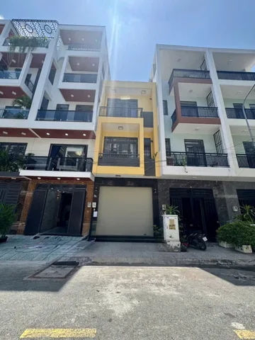 SIÊU PHẨM LÊ VĂN KHƯƠNG – NHÀ 3 TẦNG MỚI – HẺM 12M CÓ VỈA HÈ – CHỈ 5,5 TỶL