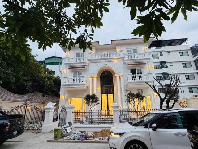 Bán Nhà riêng 360m2 có sẵn 360 m2 thổ cư giá 36 tỷ tại Phường Phước Hải Thành phố Nha Trang Khánh Hòa