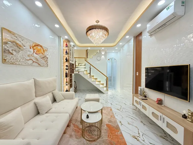 SIÊU PHẨM CMT8 PHƯỜNG TÂN SƠN NHẤT - HẺMT HÔNG - 3 TẦNG SÂN THƯỢNG CHILL -  FULL NỘI THẤT CAO CẤP - CHỈ 7.x TỶ.