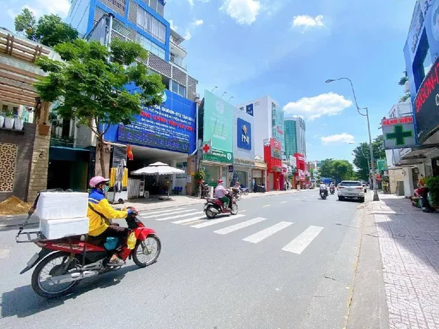 LÊ VĂN SỸ - MẶT TIỀN HẺM KINH DOANH OTO TRÁNH - 4 TẦNG - GIÁP PHÚ NHUẬN