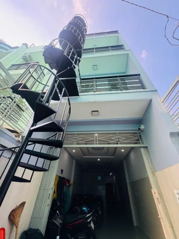 🔥 Bán Nhà Bạch Đằng 1/ - Chủ Nhiệt Bán Đi Định Cư - CHDV 4Tầng 9PN - 90m2 chỉ 9.99ty