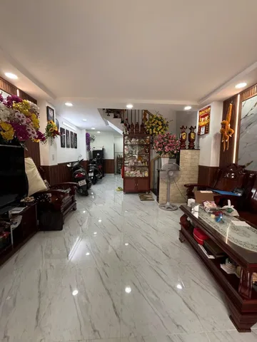 BÁN NHÀ THỐNG NHẤT GÒ VẤP KẾ VINCOM QUANG TRUNG 48M² 2 TẦNG BTCT 4.69 TỶ