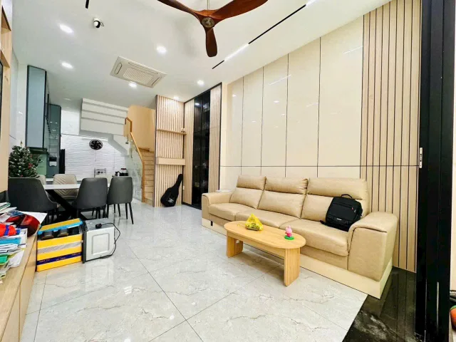 BÁN NHÀ PHẠM VĂN ĐỒNG KẾ CÔNG VIÊN GIA ĐỊNH HẺM XE HƠI 60M² 4 TẦNG 8.49 TỶ