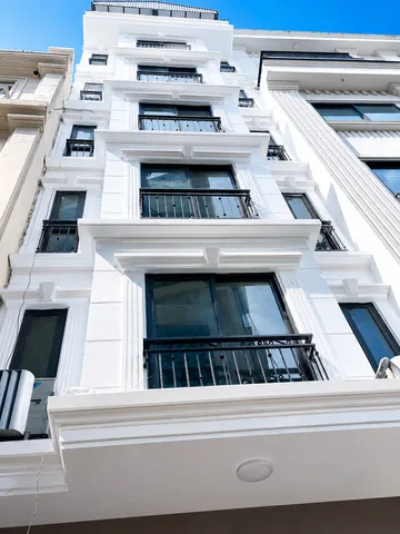 Cho thuê nhà 6 tầng THANG MÁY tại Mặt phố YÊN HOÀ, CẦU GIẤY. 37 triệu/tháng. Cho thuê: Văn phòng, Spa, Thẩm mỹ viện, Trưng bày, KD Sạch, Trung tâm Giáo dục, Studio...