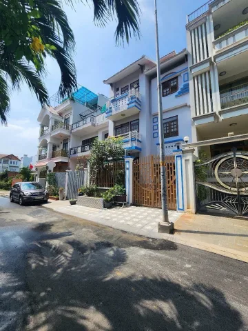 Siêu phẩm biệt thự 132m2 Phường Hiệp Bình Chánh 3 tầng, mặt tiền đường , chỉ 17.8 tỷ .