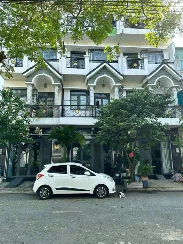 NHÀ PHỐ CAO CẤP KDC ĐỒNG BỘ LÊ THỊ RIÊNG THỚI AN Q12 – 4.5X15M TẶNG FULL NỘI THẤT – ĐƯỜNG 13M ĐIỆN ÂM VỈA HÈ HẠ CHÀO CÒN 7.5 TỶ TL