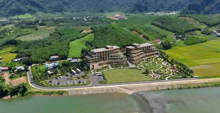 Bán Đất 19000m2 có sẵn 3000 m2 thổ cư Bám Sông Bôi Tại Huyện Kim Bôi Hòa Bình
