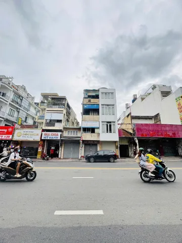 Bán Nhà Mặt Tiền 145-147-149 Phan Đình Phùng, Phường 17, Quận Phú Nhuận