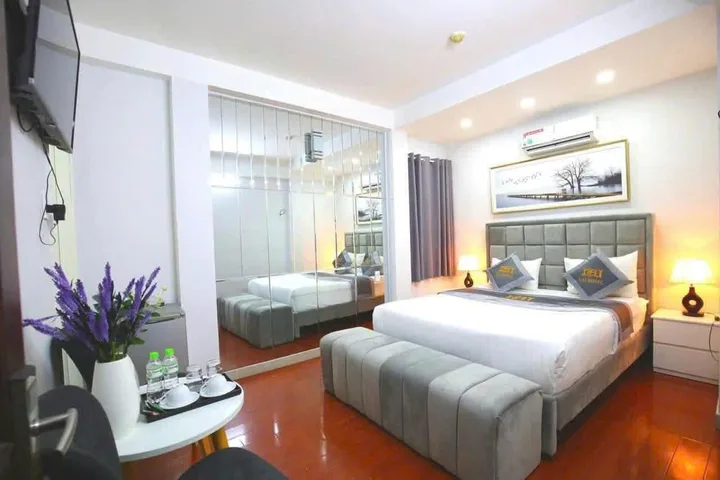 Bán Nhà Mặt Tiền 8 Phan Đình Phùng, Phường 2, Phú Nhuận